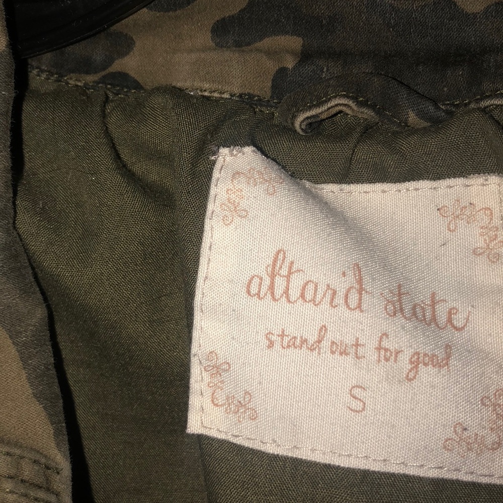 Altar’d state camp jacket - Picture 2 of 3